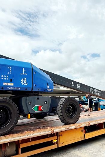 25m直臂輪胎高空作業車